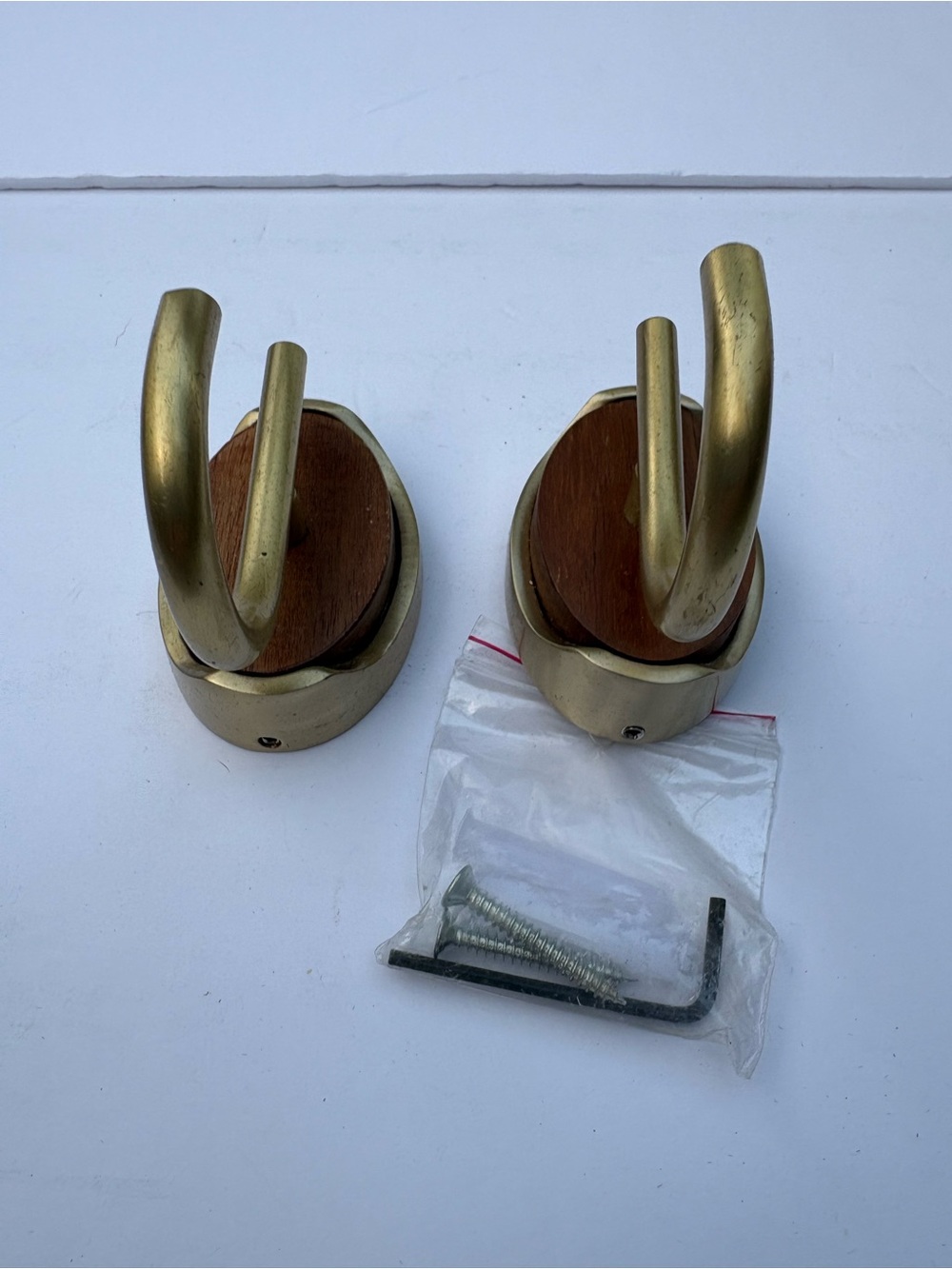 Set of 2 NWOT Anthropologie Elspeth Towel Hooks - Picture 5 of 13
